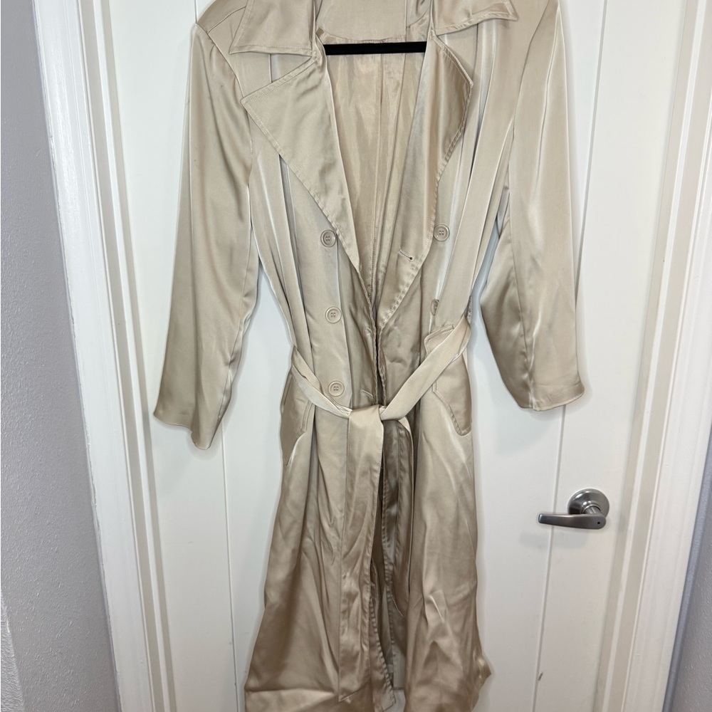 Shoe Dazzle Beige Trench Coat